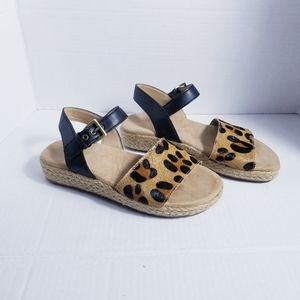 AEROSOLES LEOPARD BLACK AND BROWN SMALL PLATFORM SANDALS SIZE 6
